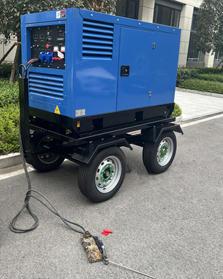 وحدة مولد لحام ديزل بدون فرشاة AVR DC 400 أمبير 800 أمبير من ميلر مع عجلات