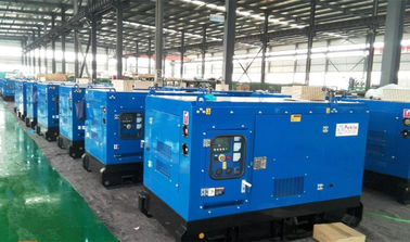 السوبر كاتم الصوت 27KVA توربو شاحن بيركنز مولد دبي أعماق البحار لوحة التحكم فراغ قاطع الهواء